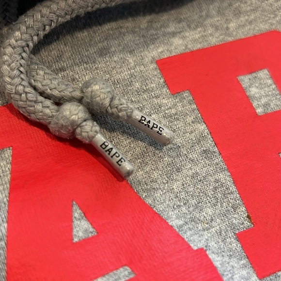 BAPE sweatshirt - Picture 3 of 6